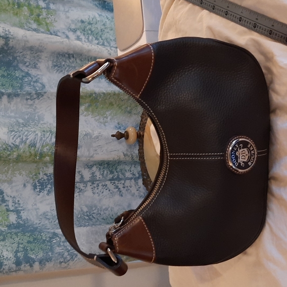 Dooney and Burke small hobo purse great condition , tags in pockets leather - Picture 5 of 12